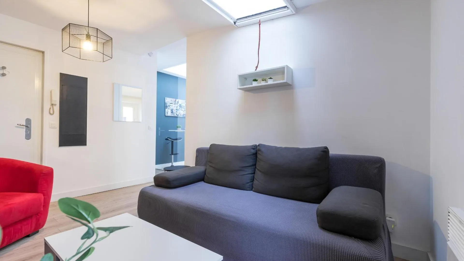 Apartment Magenta Square Central 1 Bdr With Ac Nice