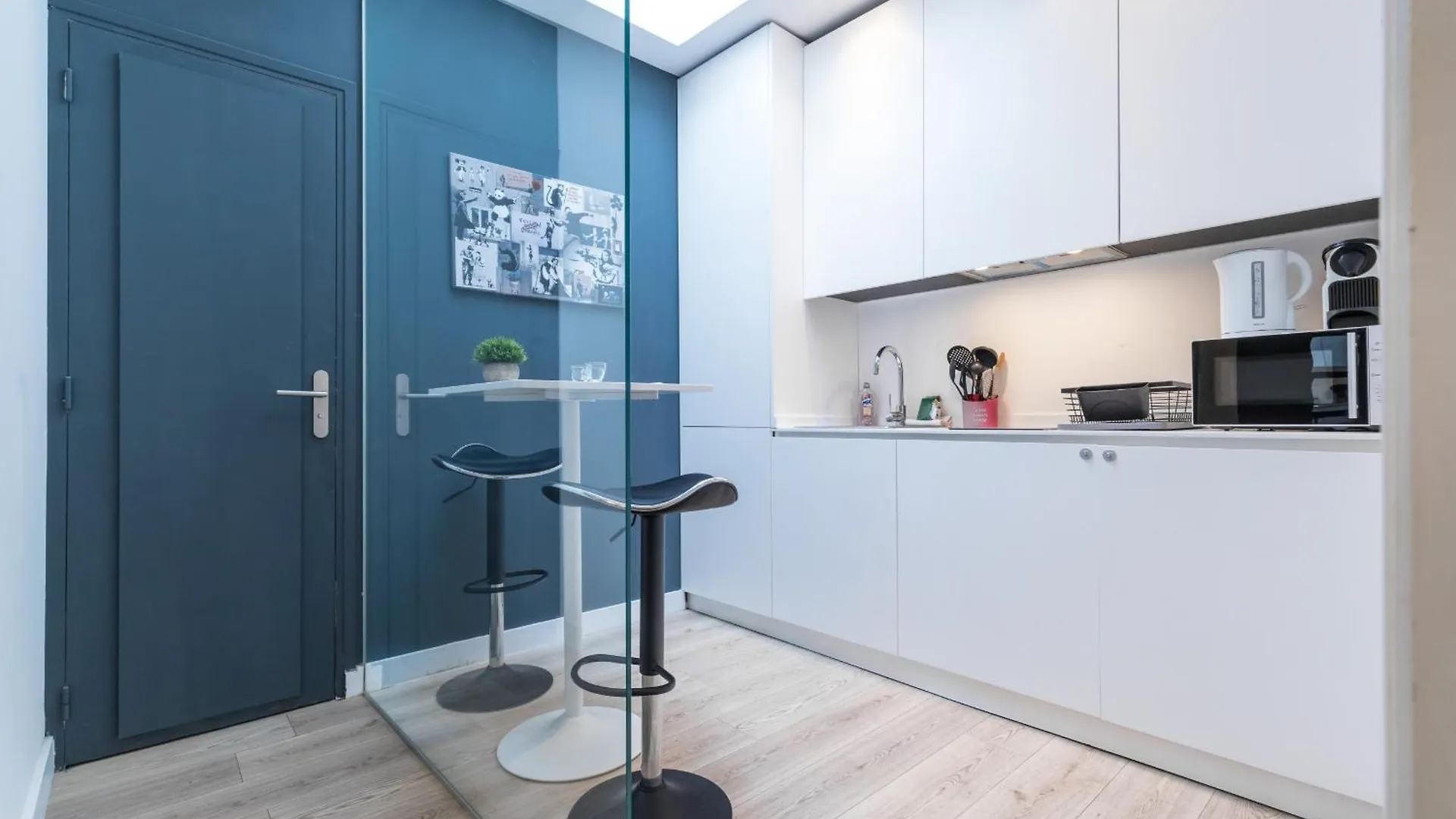 Magenta Square Central 1 Bdr With Ac Nice Apartment