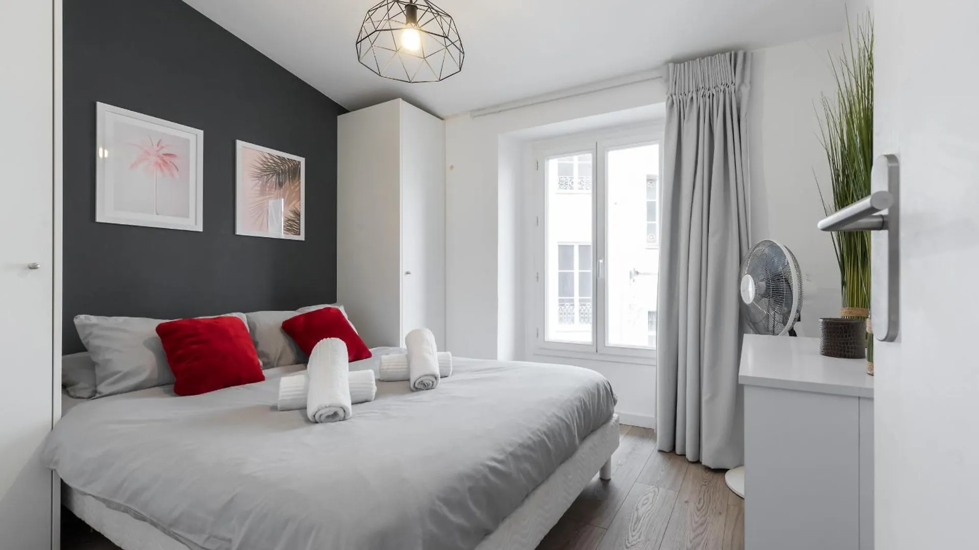 Magenta Square Central 1 Bdr With Ac Nice Apartment