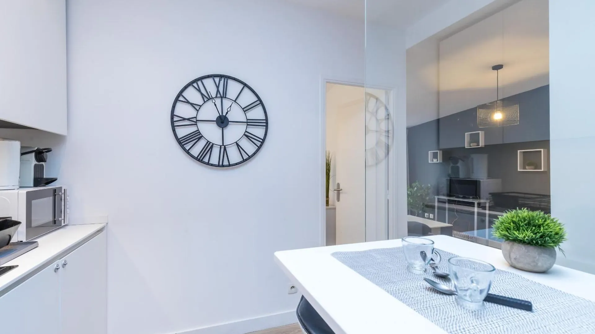 Apartment Magenta Square Central 1 Bdr With Ac Nice France
